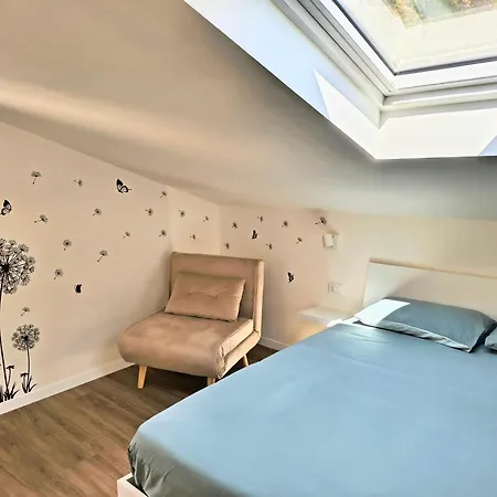 아파트 Mansarda Tra Le Stelle A *